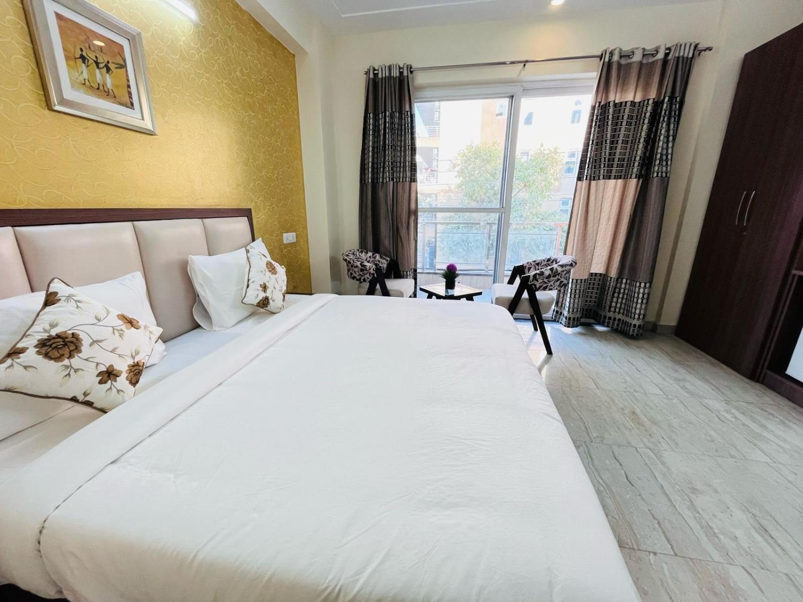Hotel The Luxe 18 - Golf Course Road Gurgaon Luaran gambar