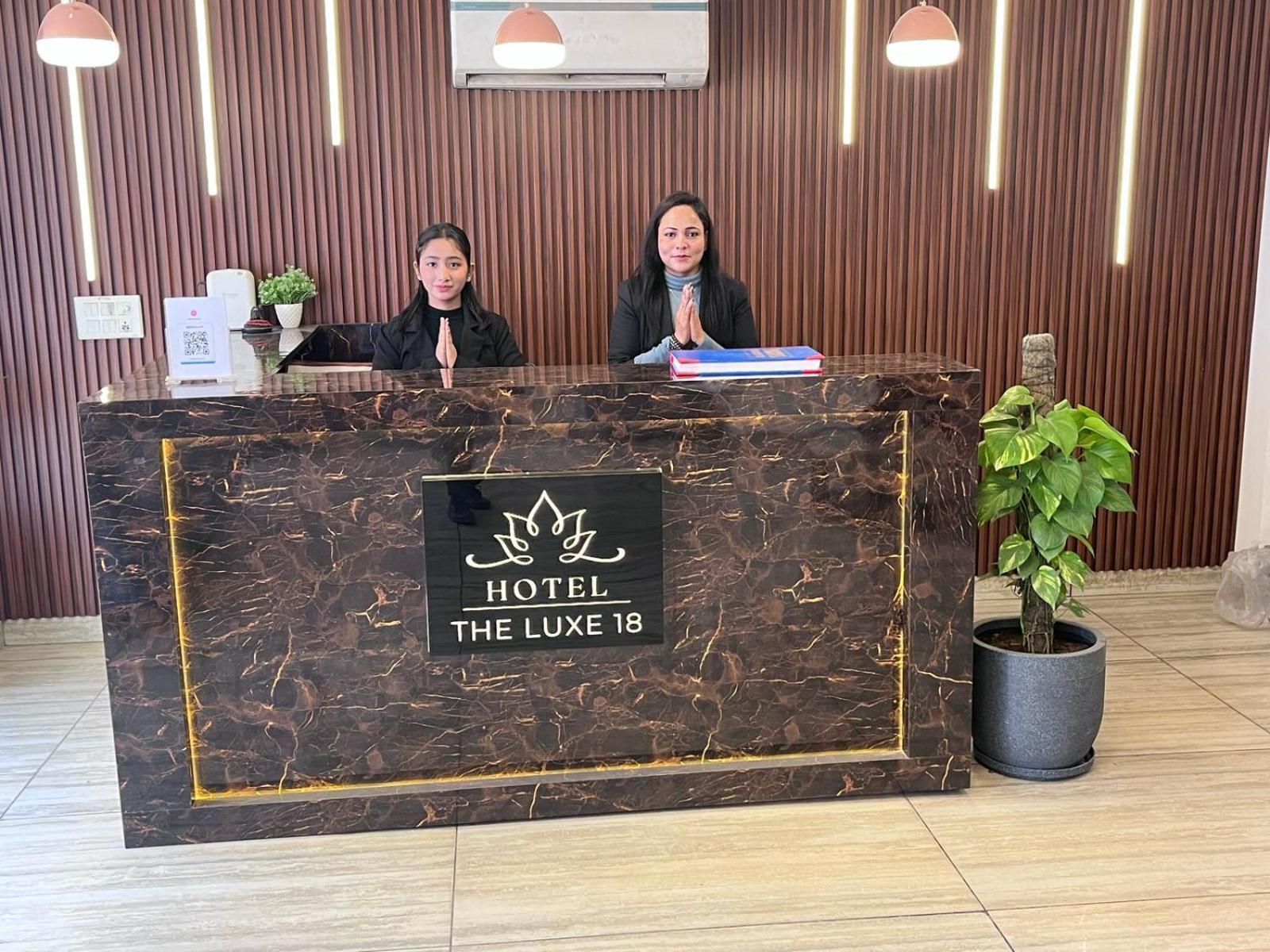 Hotel The Luxe 18 - Golf Course Road Gurgaon Luaran gambar