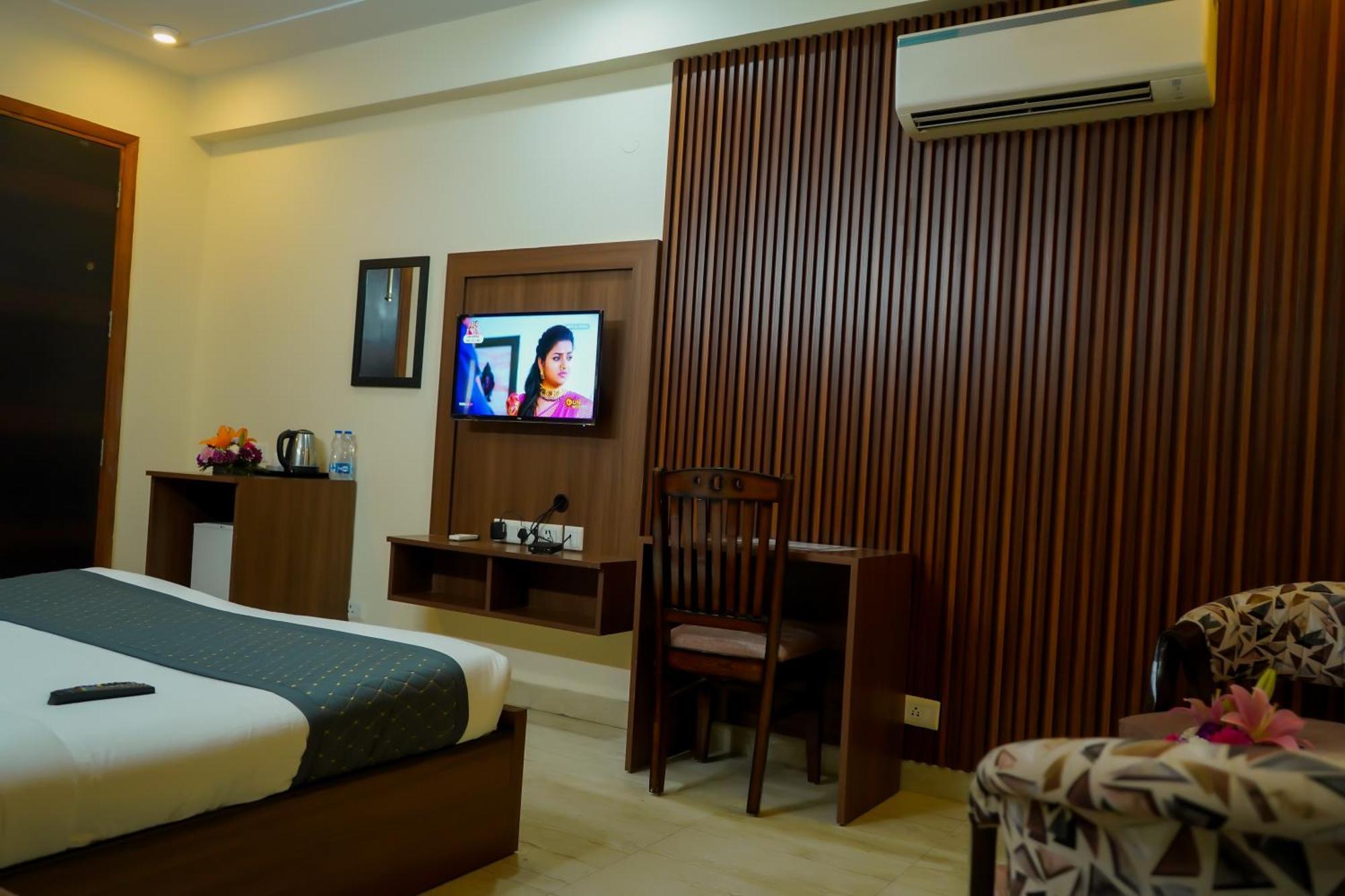 Hotel The Luxe 18 - Golf Course Road Gurgaon Luaran gambar