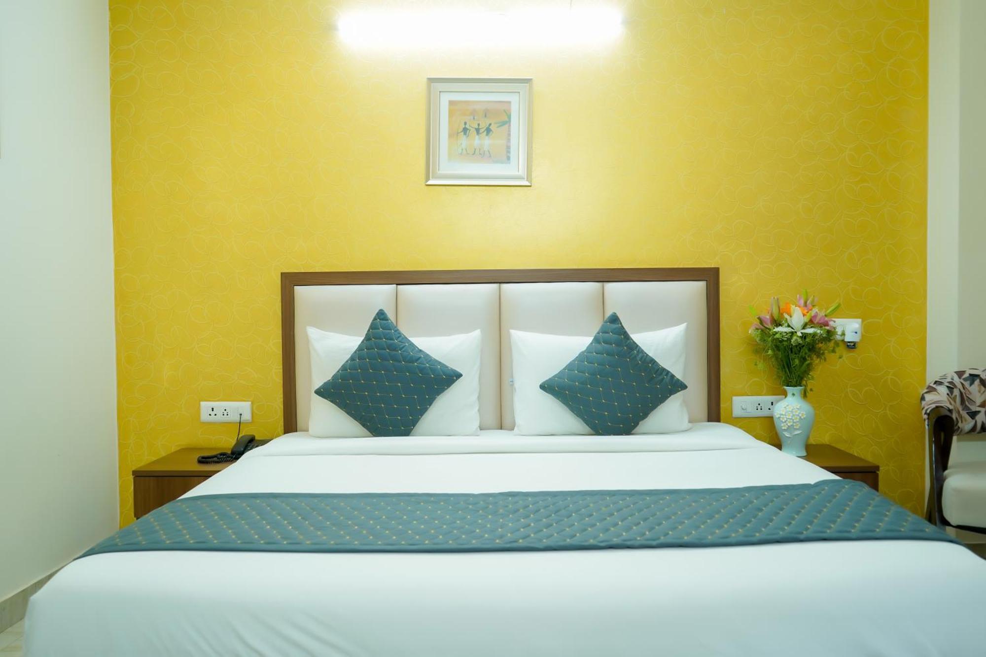 Hotel The Luxe 18 - Golf Course Road Gurgaon Luaran gambar