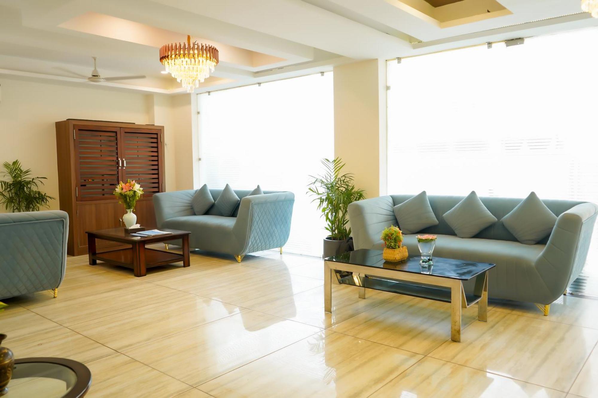 Hotel The Luxe 18 - Golf Course Road Gurgaon Luaran gambar