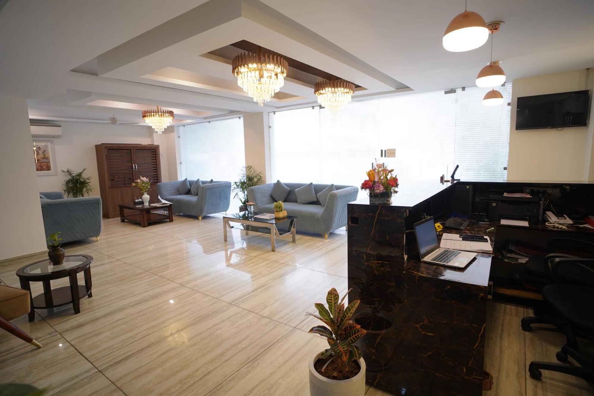 Hotel The Luxe 18 - Golf Course Road Gurgaon Luaran gambar